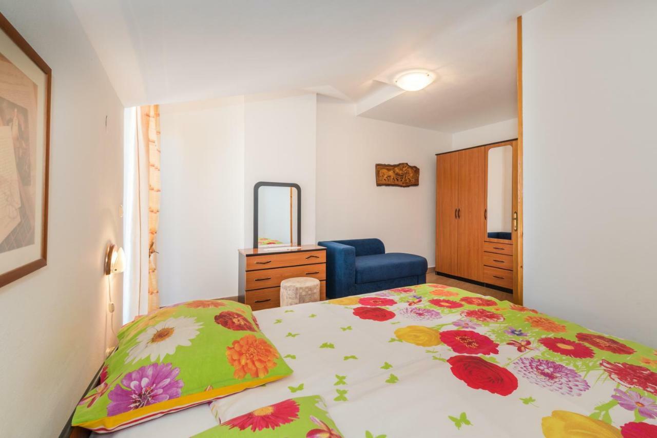 Kamelija Apartment Rovinj Bagian luar foto