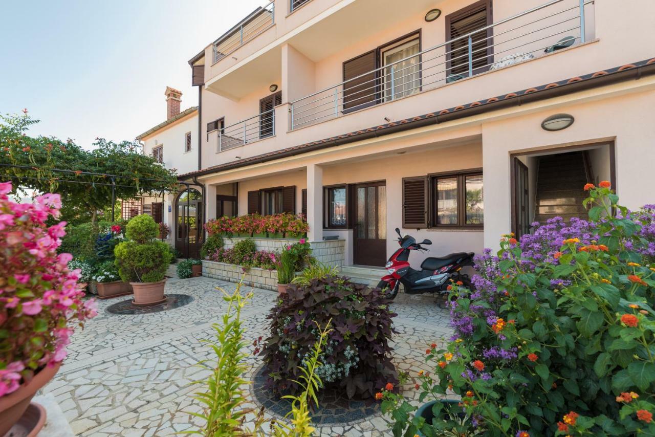 Kamelija Apartment Rovinj Bagian luar foto